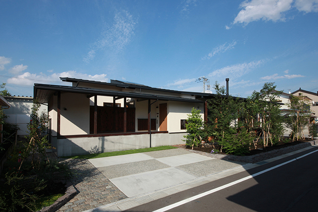 高床の家 関東 群馬県 イエヒト